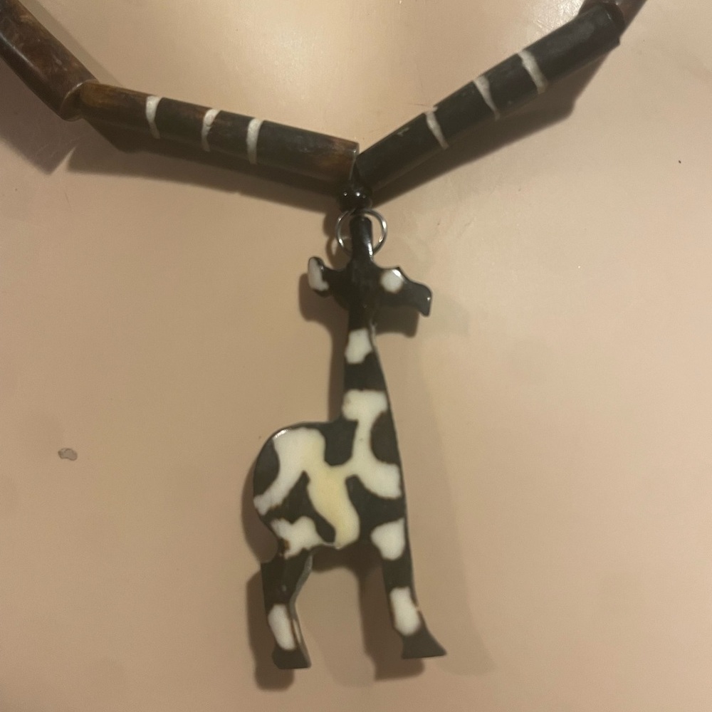 Womens Giraffe Necklace - Black and White
